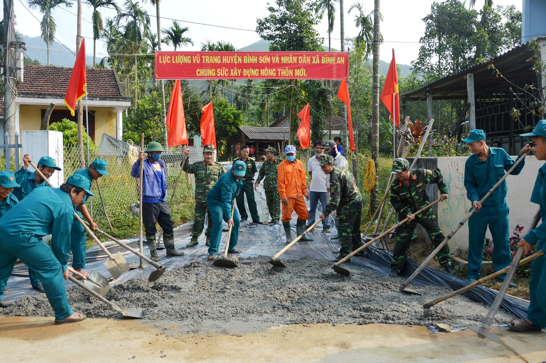Khởi công xây dựng “Con đường quân dân”